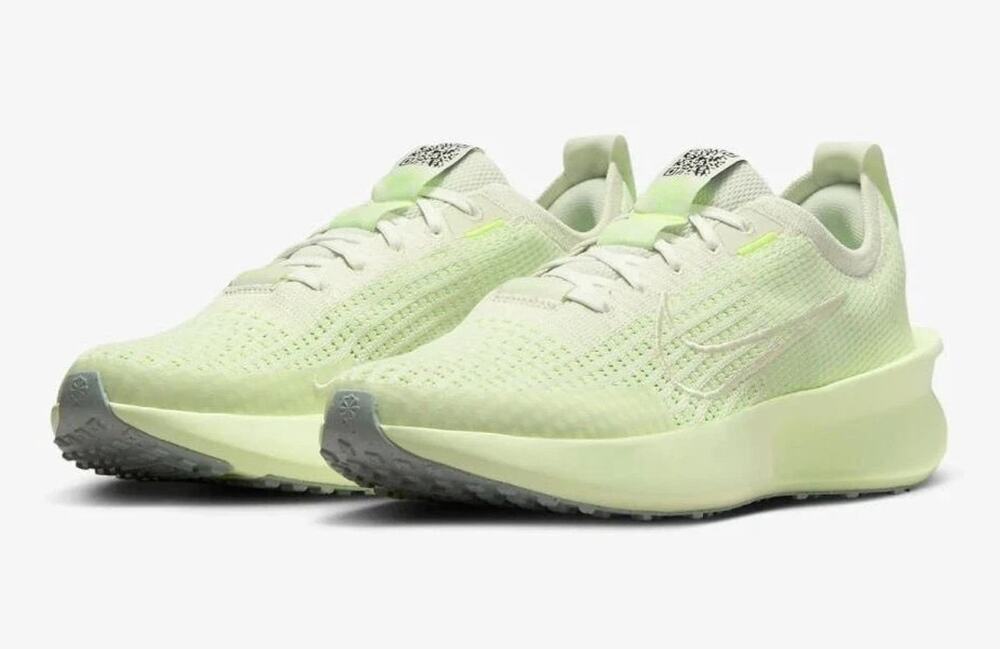Nike Interact Run Running Shoes Sea Glass Barely Volt Womens Size 9 FD2292-004